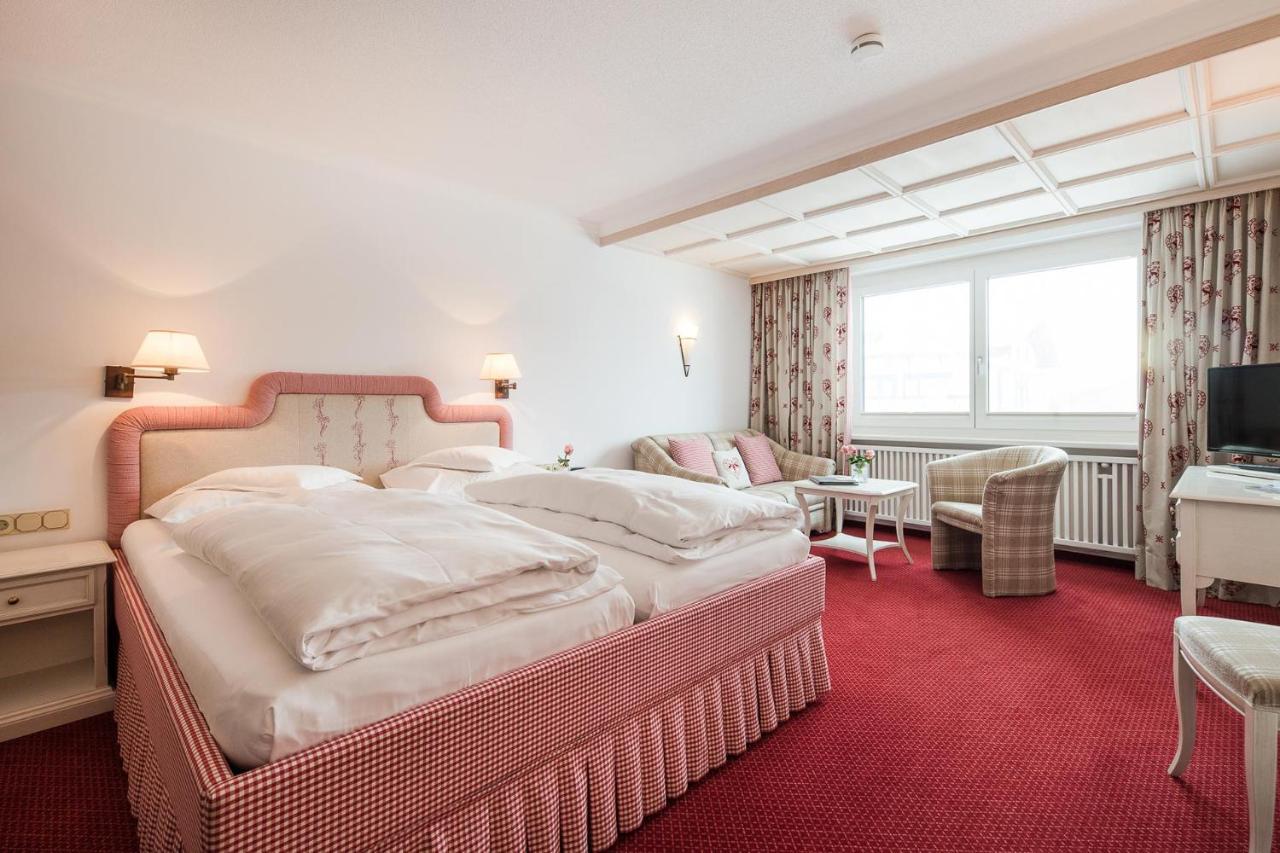 Bed & Breakfast Hotel Guggis Zuers Экстерьер фото