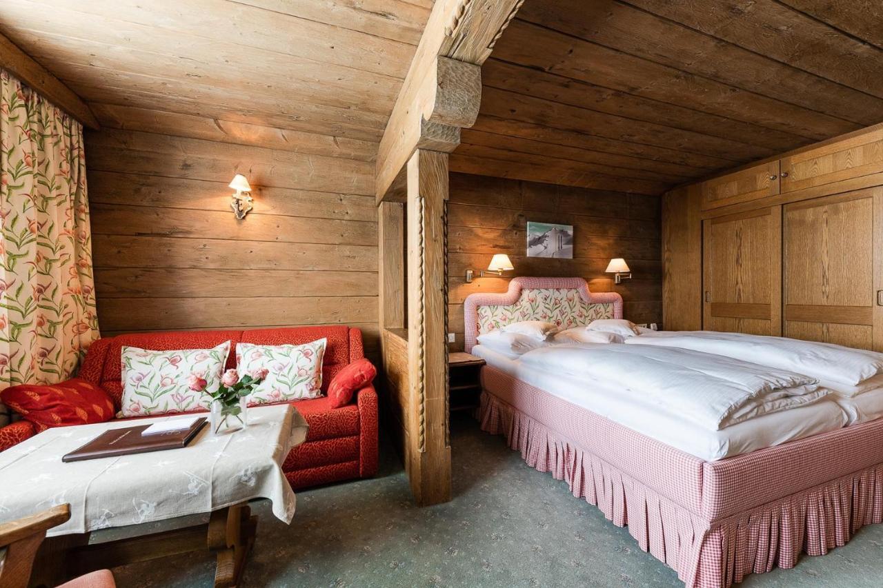 Bed & Breakfast Hotel Guggis Zuers Экстерьер фото