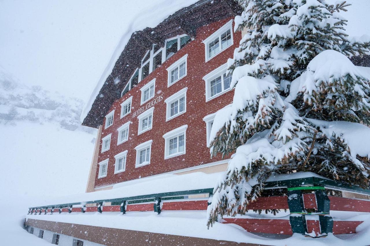 Bed & Breakfast Hotel Guggis Zuers Экстерьер фото
