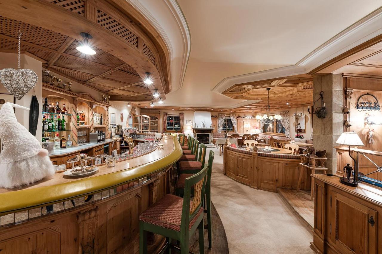 Bed & Breakfast Hotel Guggis Zuers Экстерьер фото