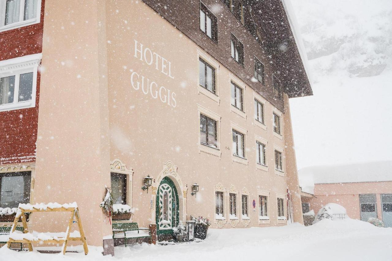Bed & Breakfast Hotel Guggis Zuers Экстерьер фото