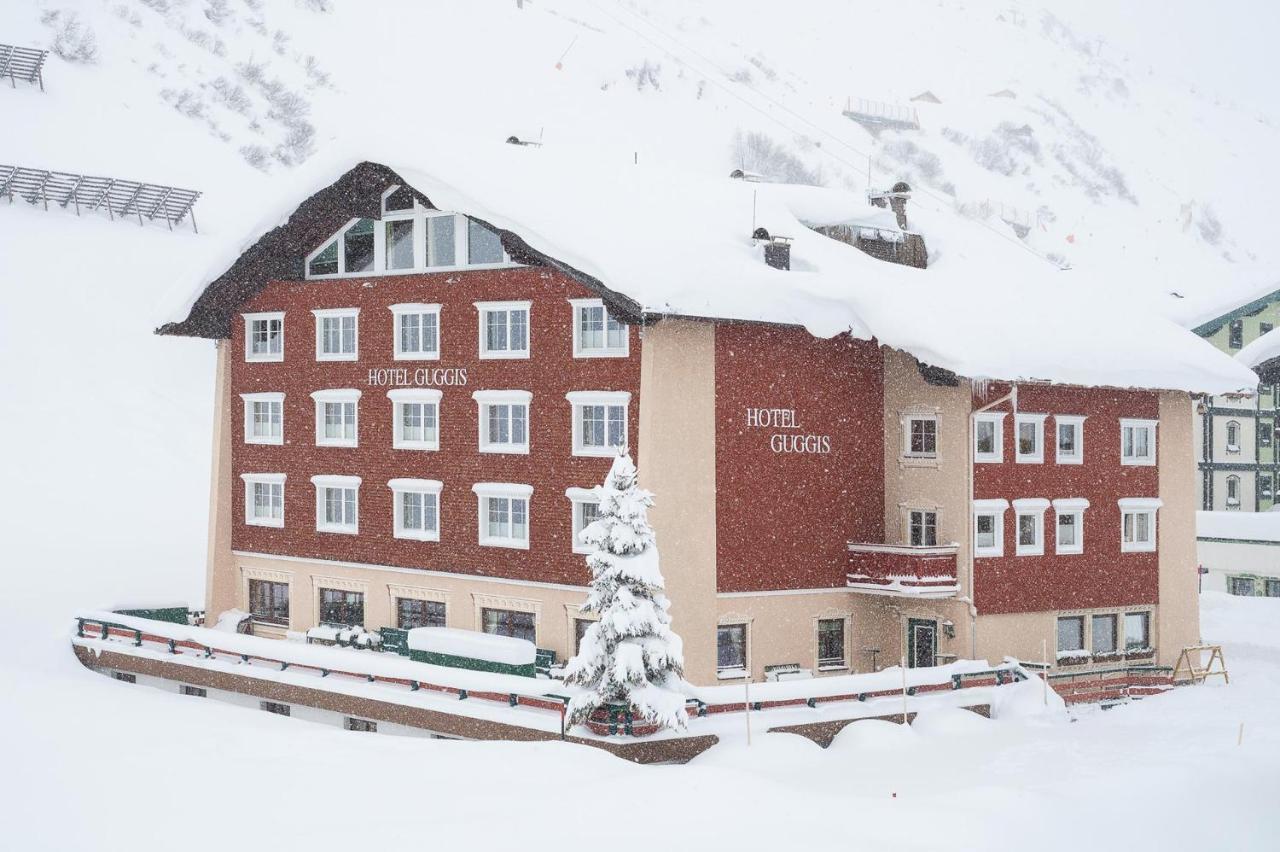 Bed & Breakfast Hotel Guggis Zuers Экстерьер фото
