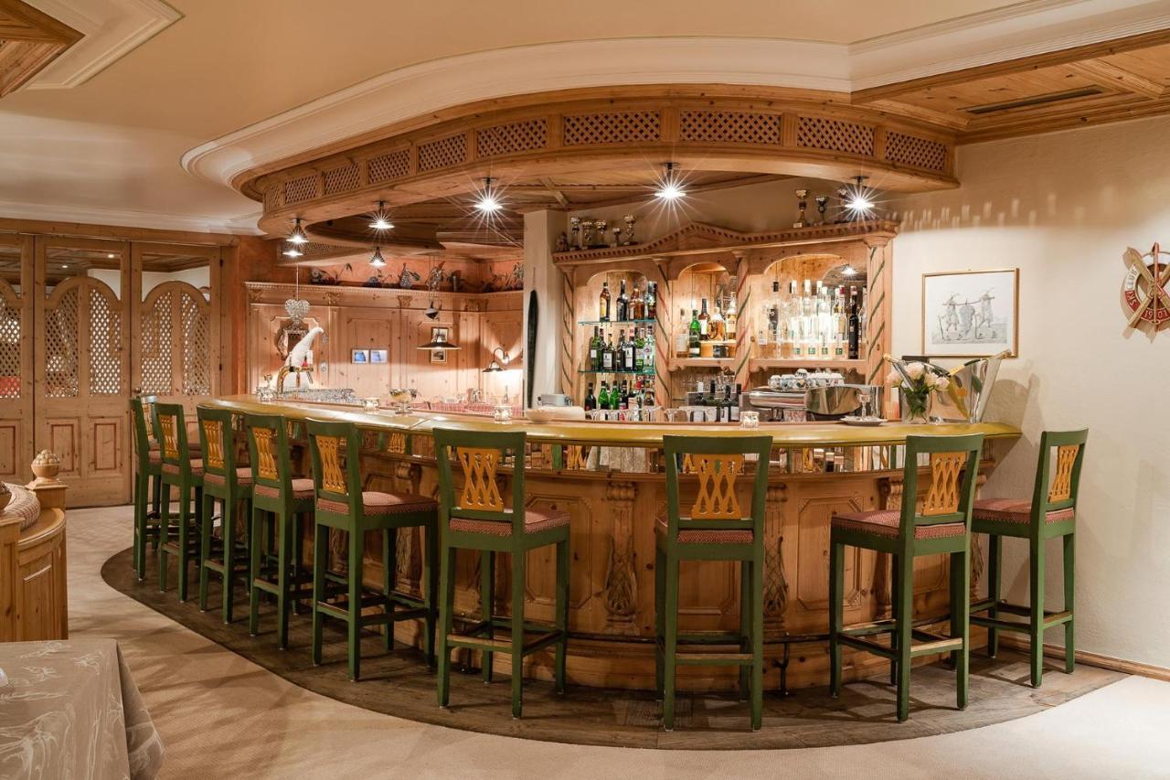 Bed & Breakfast Hotel Guggis Zuers Экстерьер фото